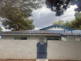 2108 Willowbury Drive B, Las Vegas, NV 89108
