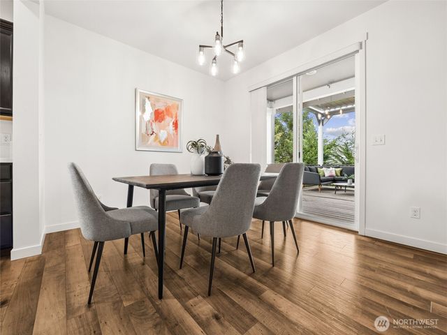 23886 SE 284th Place, Maple Valley, WA 98038