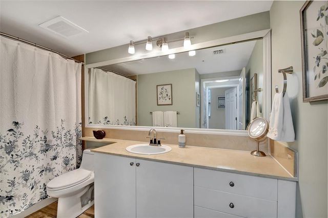 700 E Boynton Beach Boulevard 401, Boynton Beach, FL 33435