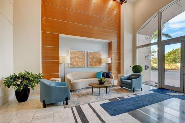 700 E Boynton Beach Boulevard 401, Boynton Beach, FL 33435