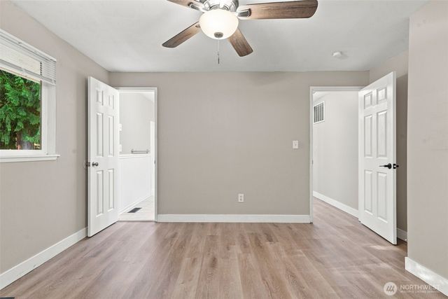 483 NE Conifer Drive, Bremerton, WA 98311