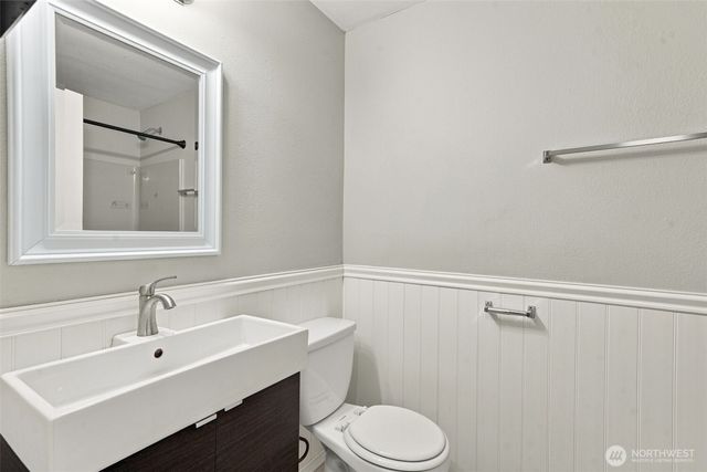 483 NE Conifer Drive, Bremerton, WA 98311