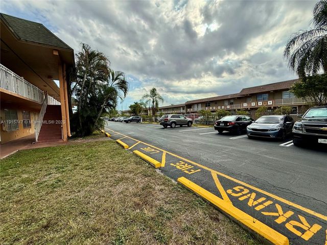 291 NW 177th St C-110, Miami Gardens, FL 33169