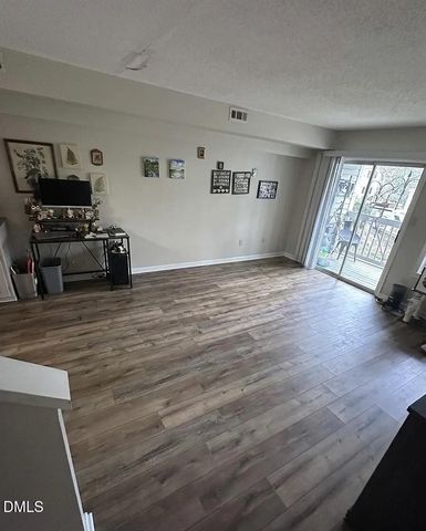 110 Kingsbury Drive, Chapel Hill, NC 27514