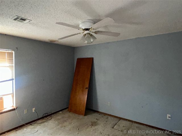 3405 W Richmond Street, Broken Arrow, OK 74012