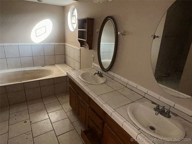 3405 W Richmond Street, Broken Arrow, OK 74012