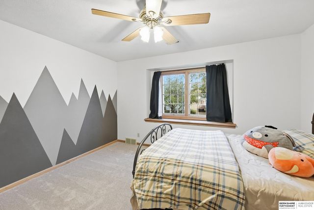 310 S 160th Street, Omaha, NE 68118