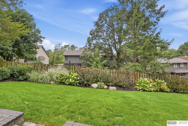 310 S 160th Street, Omaha, NE 68118