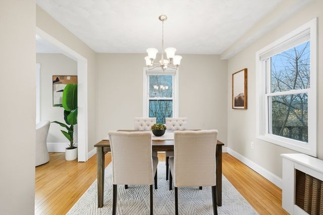 49 Spruce St, Winchester, MA 01890