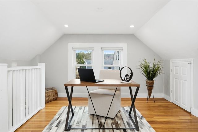 49 Spruce St, Winchester, MA 01890