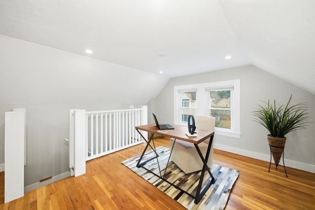 49 Spruce St, Winchester, MA 01890