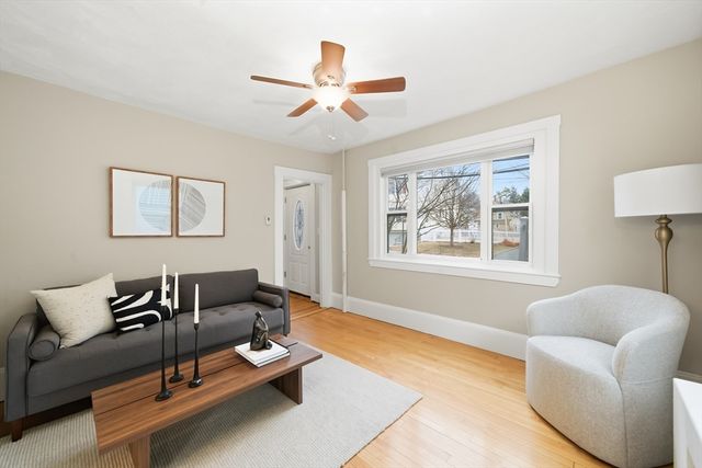 49 Spruce St, Winchester, MA 01890