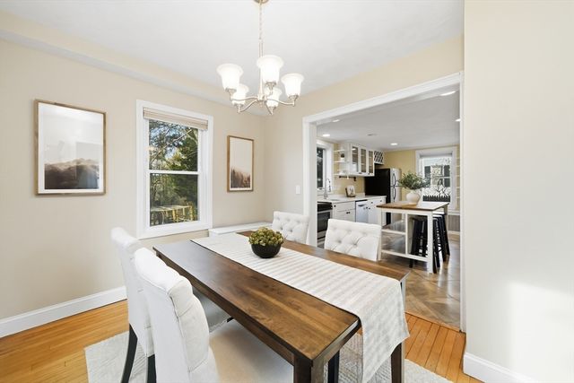 49 Spruce St, Winchester, MA 01890