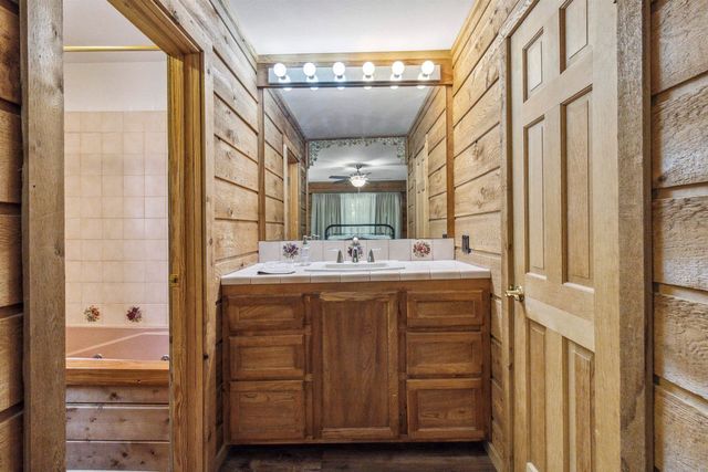 114 Cottonwood Dr, Harleton, TX 75651