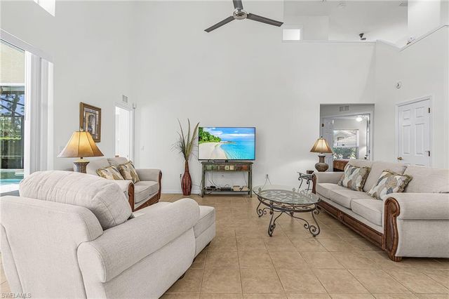 9044 Shadow Glen WAY, Fort Myers, FL 33913