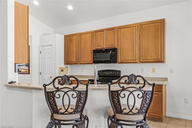 9044 Shadow Glen WAY, Fort Myers, FL 33913