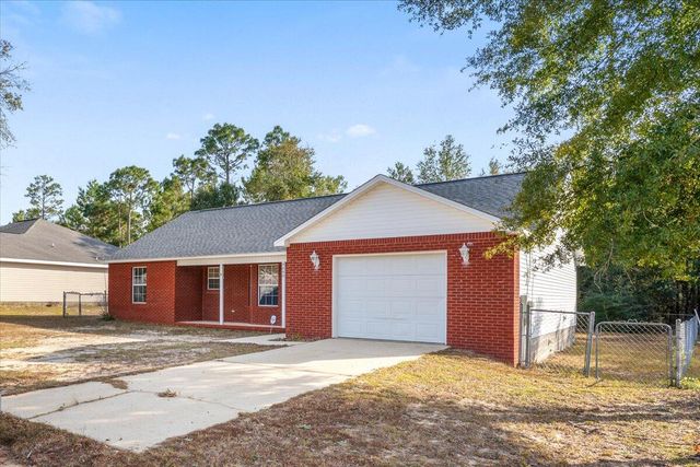 4640 Bobolink Way, Crestview, FL 32539