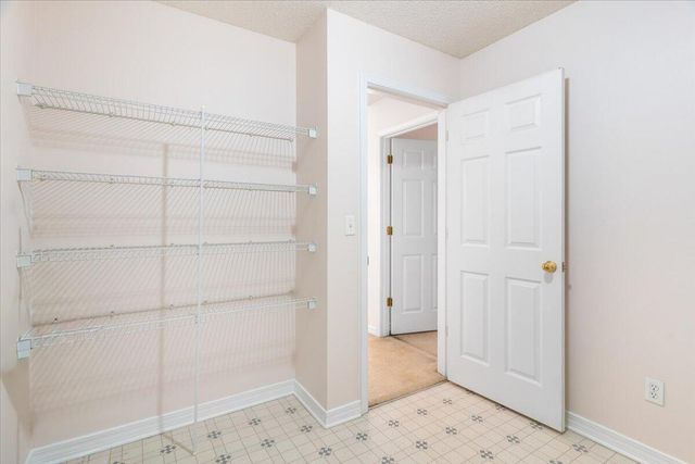 4640 Bobolink Way, Crestview, FL 32539