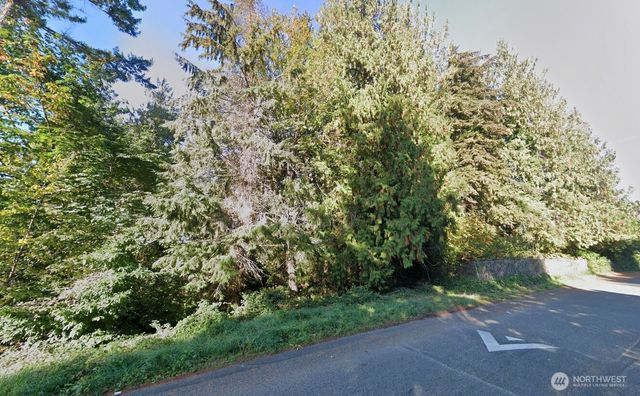 315 Constitution Avenue S, Bremerton, WA 98312