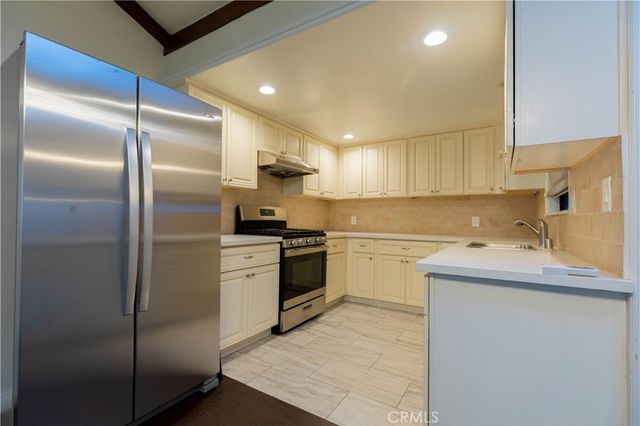 3249 Mills, Glendale, CA 91214