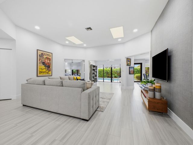 20539 Linksview Way, Boca Raton, FL 33434
