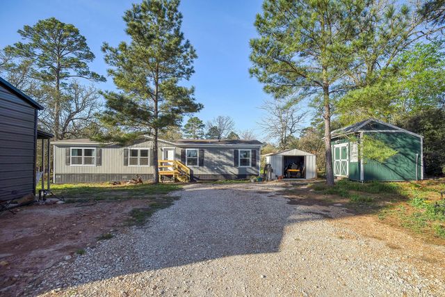235 Pinehill DR, Bastrop, TX 78602