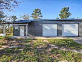 235 Pinehill DR, Bastrop, TX 78602
