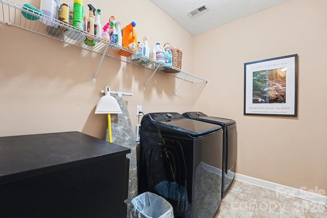 3205 Helmsley Court, Concord, NC 28027