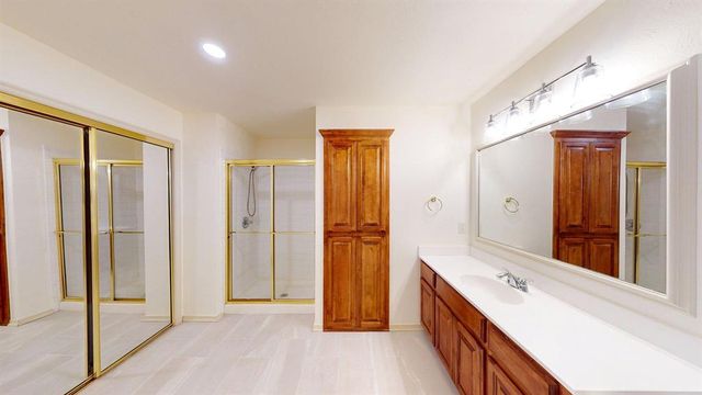 709 NW 153rd Terrace, Edmond, OK 73013