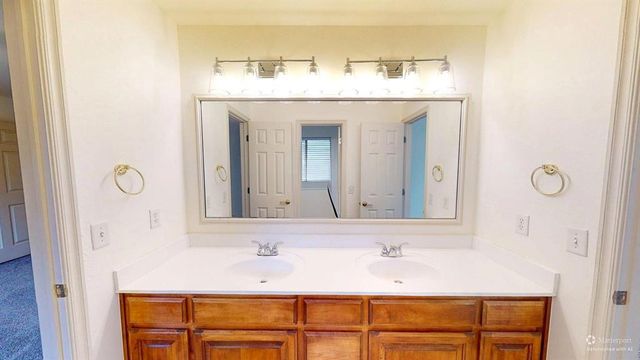 709 NW 153rd Terrace, Edmond, OK 73013