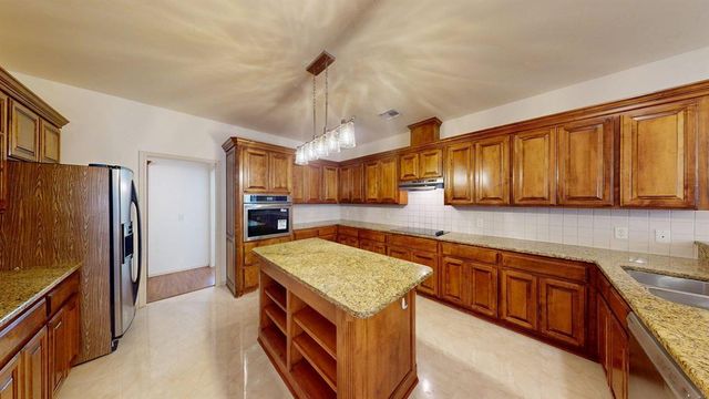 709 NW 153rd Terrace, Edmond, OK 73013