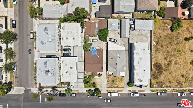472 N Oxford Avenue, Los Angeles, CA 90004