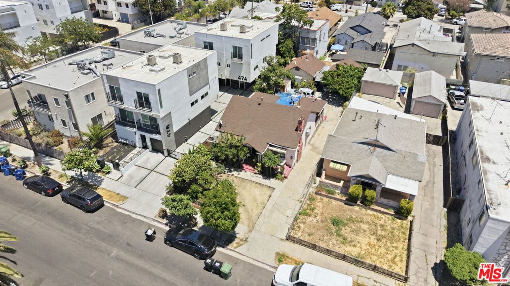 472 N Oxford Avenue, Los Angeles, CA 90004