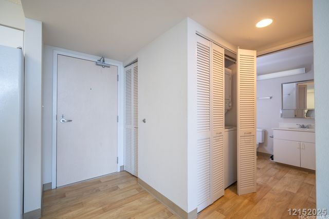 215 N King Street 907, Honolulu, HI 96817