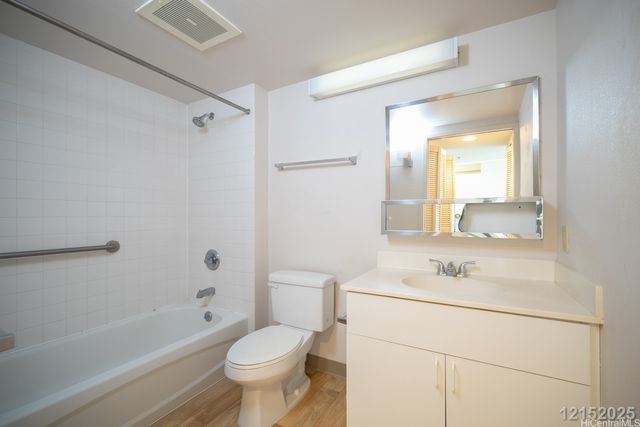 215 N King Street 907, Honolulu, HI 96817