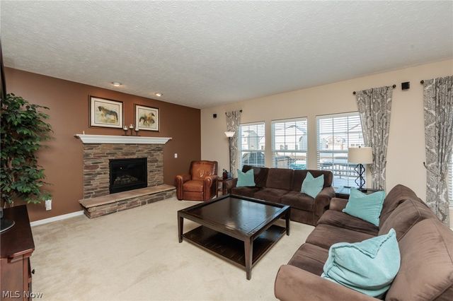 9062 Franklin Drive, North Ridgeville, OH 44039