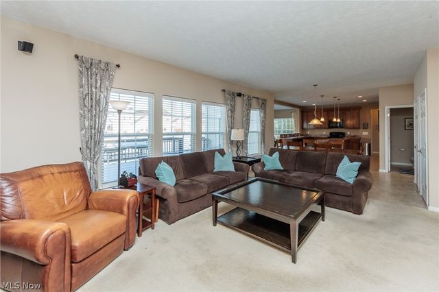 9062 Franklin Drive, North Ridgeville, OH 44039