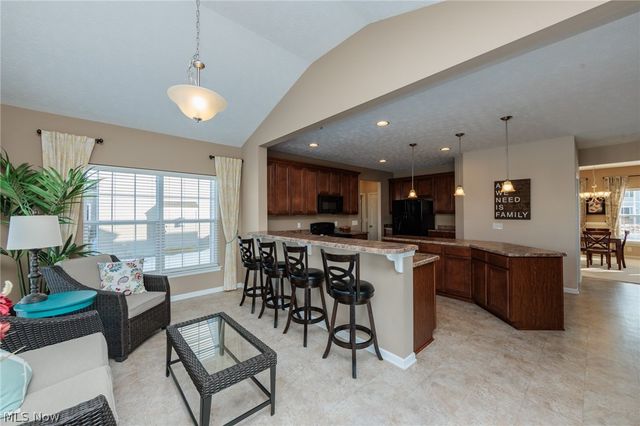 9062 Franklin Drive, North Ridgeville, OH 44039