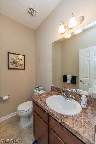 9062 Franklin Drive, North Ridgeville, OH 44039