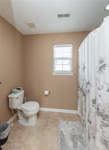 9062 Franklin Drive, North Ridgeville, OH 44039