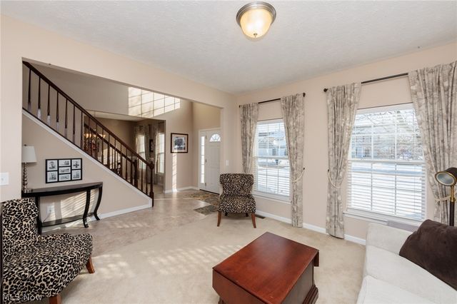 9062 Franklin Drive, North Ridgeville, OH 44039