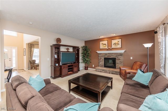 9062 Franklin Drive, North Ridgeville, OH 44039