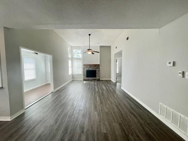 815 Boulevard De L'Orleans, Mary Esther, FL 32569