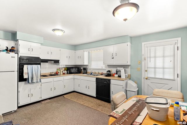 820 W TETON Drive, Peoria, IL 61614