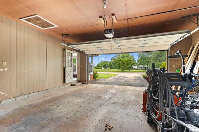 820 W TETON Drive, Peoria, IL 61614