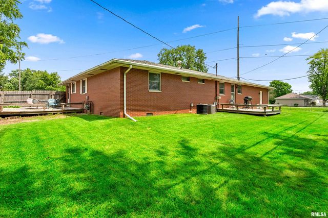 820 W TETON Drive, Peoria, IL 61614