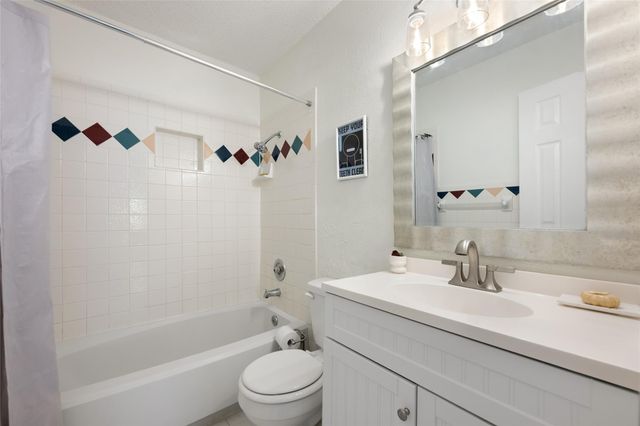 5100 Lambs LN, Austin, TX 78744