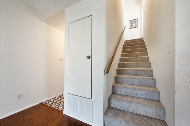 5100 Lambs LN, Austin, TX 78744