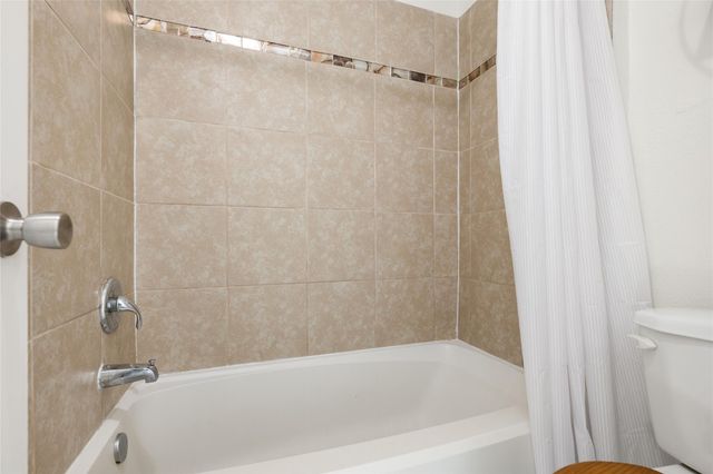 5100 Lambs LN, Austin, TX 78744