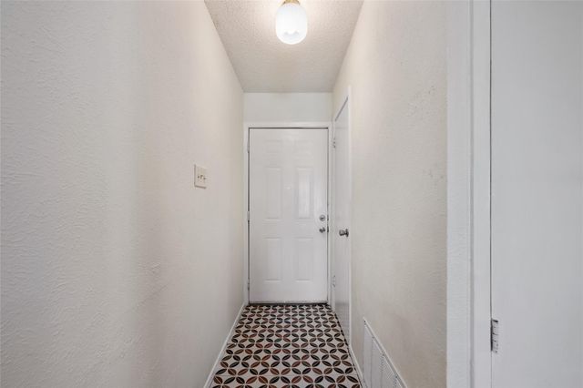 5100 Lambs LN, Austin, TX 78744